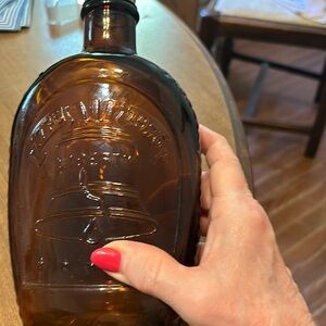 Vintage Log Cabin 1776-1976 brown syrup 8”  bottle